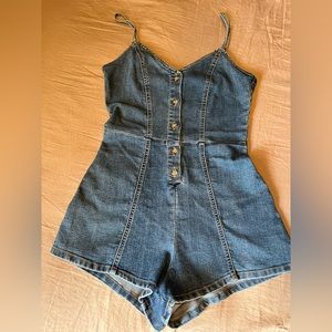 Jean shorts jumpsuit from H&M